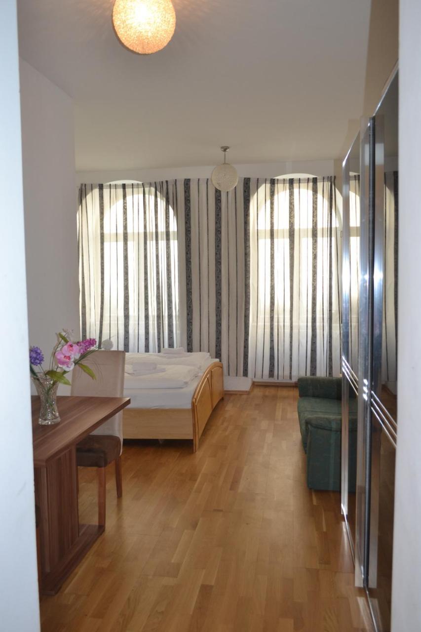 Goldfisch Apartment Taborstrasse Вена Экстерьер фото