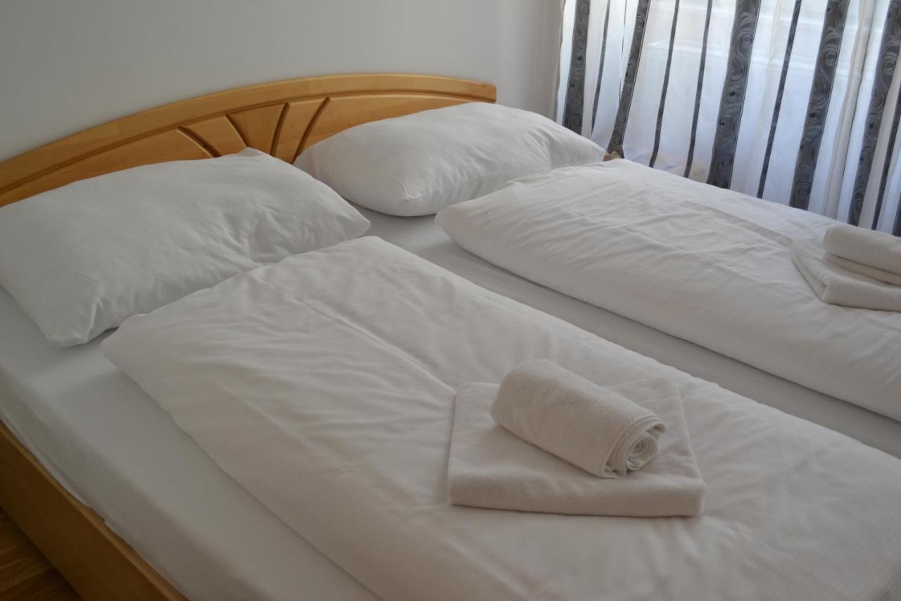Goldfisch Apartment Taborstrasse Вена Экстерьер фото